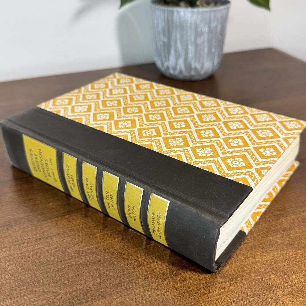 Reader's Digest Condensed Books Volume 2 1976 Hardcover Vintage Fiction